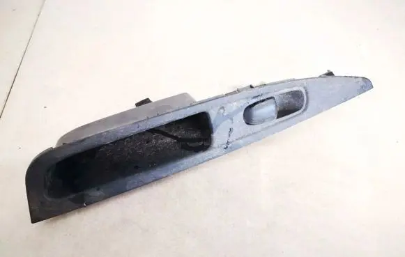 Nissan Qashqai Electric window control switch 829604ea0ax