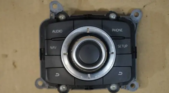Mazda CX-5 Head unit multimedia control KD7766CM0 252Y