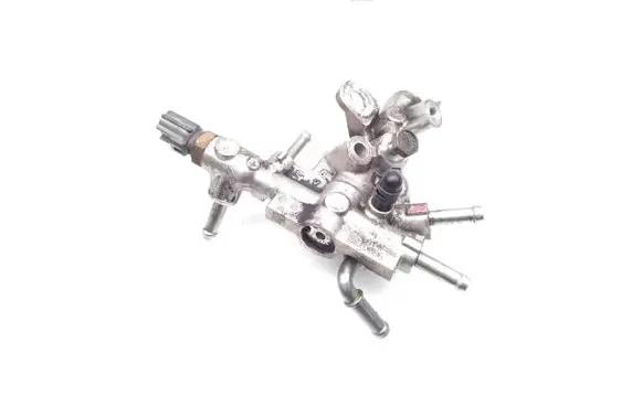 Mazda 6 Fuel pressure regulator 
