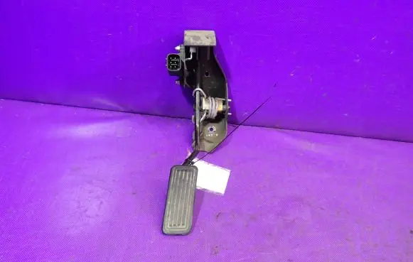 Toyota Corolla Verso E121 Accelerator throttle pedal 8928152021