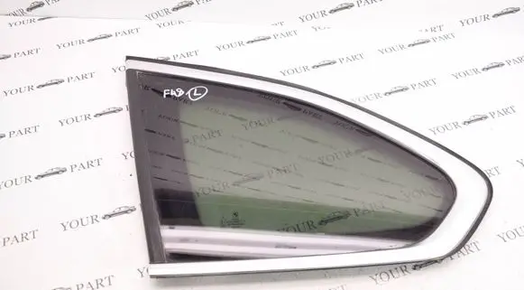 BMW X1 F48 F49 Rear side window 7406871