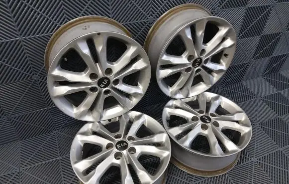KIA Optima R17 alloy rim 529102T310