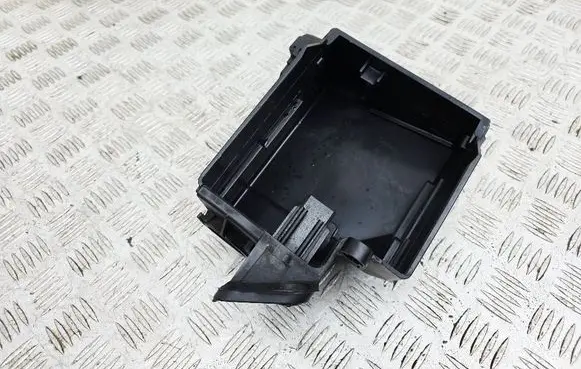 Fiat 500 Abarth Fuse box cover 52025582