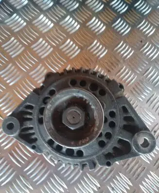 Nissan Vanette Generator/alternator R31000C00
