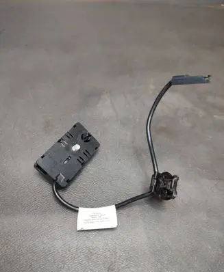 Tesla Model 3 Aerial antenna amplifier 150942000D