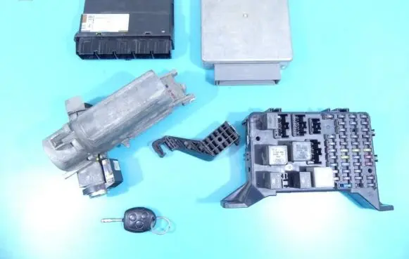 Ford Mondeo Mk III Engine control unit/module ECU 1S7F-12A650-BE IMPRK949477