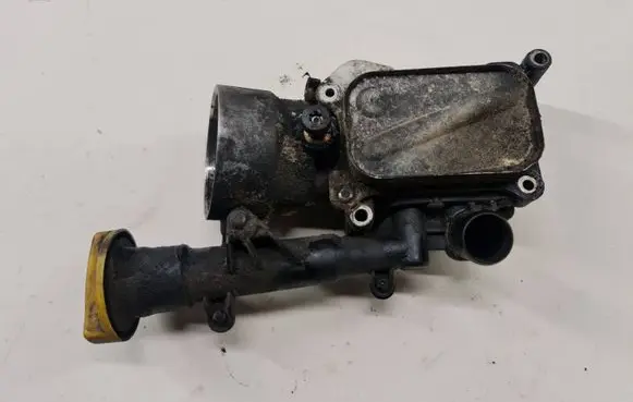 Fiat Grande Punto Oil filter mounting bracket