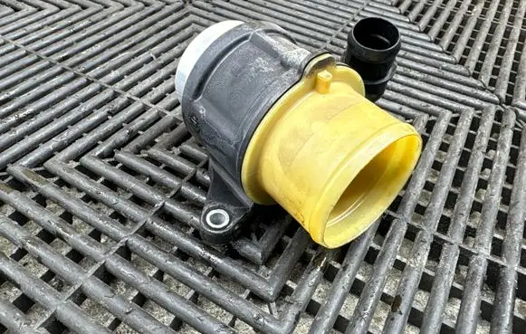Alfa Romeo Giulia EGR valve 50051463