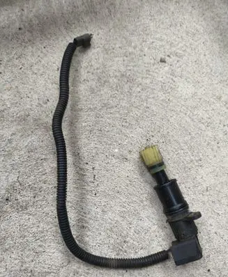 Nissan Navara D22 Speed sensor (speedometer sensor) 32702-VK819