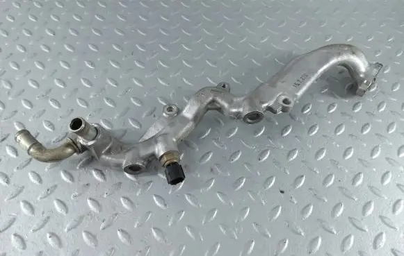 Subaru Outback (BS) Engine coolant pipe/hose 21321AA000