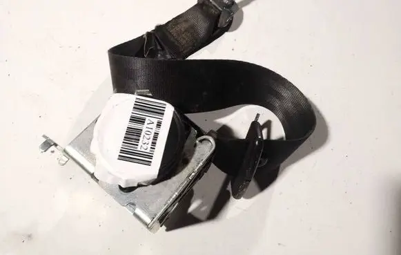 Peugeot 508 Rear seatbelt 2595ae2462