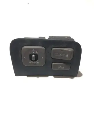 Lexus LS 430 Wing mirror switch