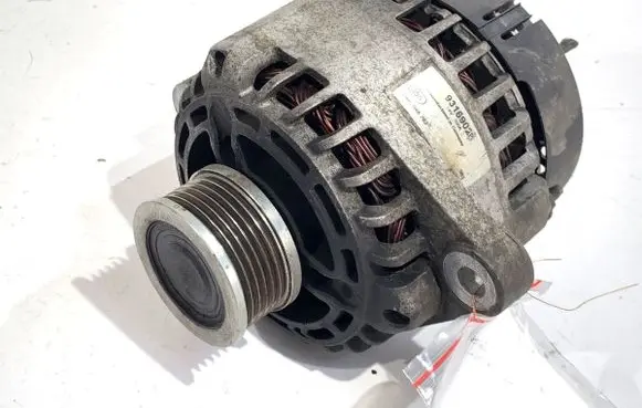Opel Astra H Generator/alternator 93169028