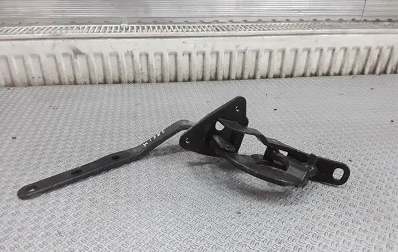 Volvo V70 Tailgate/trunk/boot hinge 8643157