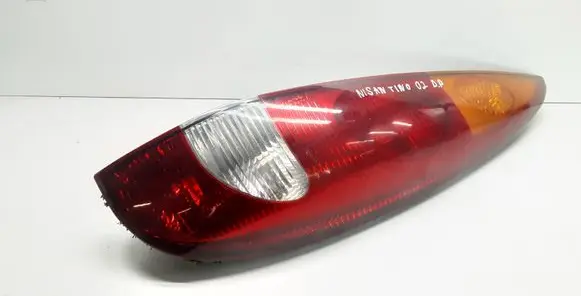 Nissan Almera Tino Rear/tail lights