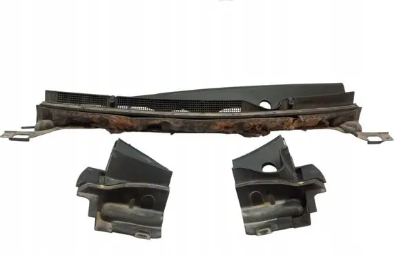 Mazda CX-9 Wiper trim