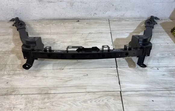 Maserati Ghibli Quarter panel pressure vent 673008133