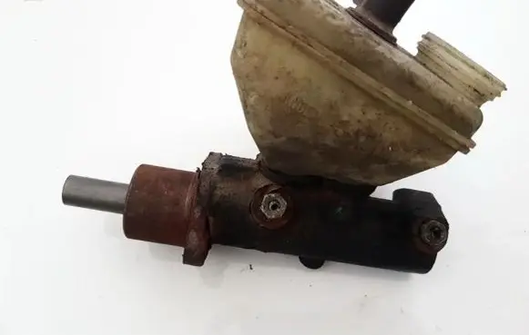 Peugeot 605 Master brake cylinder