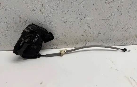 Seat Arona Front door lock 5TB837016