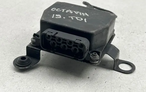 Skoda Octavia Mk1 (1U) Turbo solenoid valve 6Q0906625