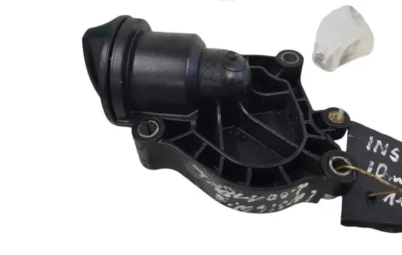 Opel Insignia A Oil filler cap 55586618