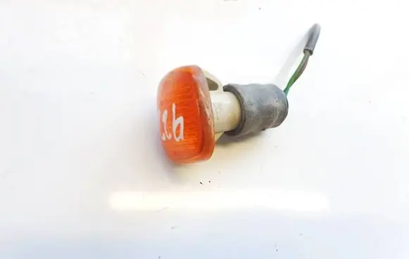 Audi A4 S4 B5 8D Front fender indicator light 4d0949127