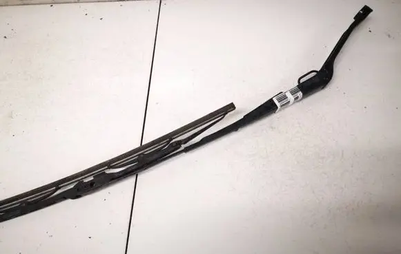 Ford Maverick Front wiper blade arm