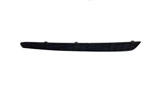 Front bumper splitter molding