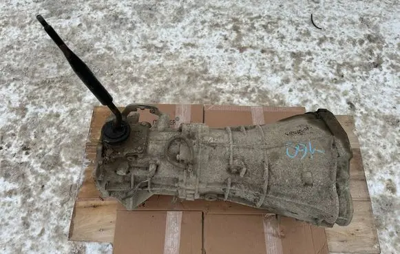 Nissan Patrol Y60 Manual 5 speed gearbox 3201034J00