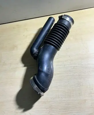 Subaru Legacy Air intake duct part