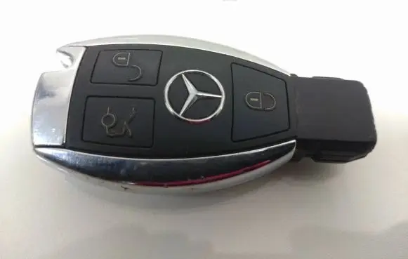 Mercedes-Benz E W212 Ignition key/card 2010DJ1439