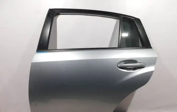 Subaru XV I Rear door