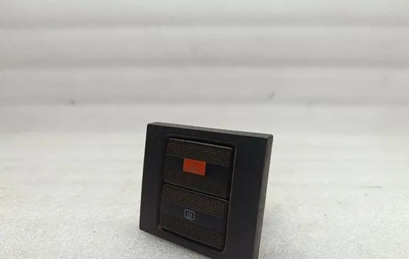 Volkswagen Transporter - Caravelle T4 Hazard light switch 703953235 VW105