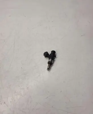 Audi A3 S3 8P Fuel injector 06L906031A