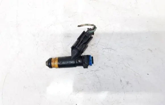 Chrysler 300M Fuel injector 04591760AA