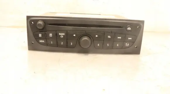 Renault Clio III Radio/GPS head unit trim 