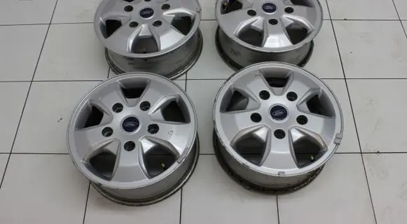 R16 alloy rim