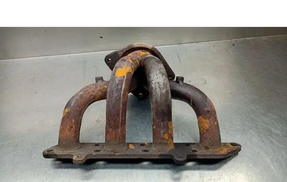 Volvo S40, V40 Exhaust manifold