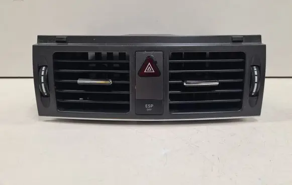 Mercedes-Benz C W204 Dash center air vent grill 2049051600 A2048305254