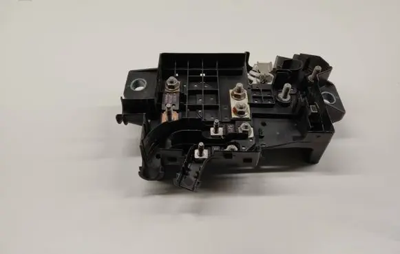 Volvo XC40 Fuse box set 32359306 PA6GF10M20 1190
