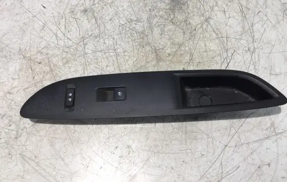 Opel Mokka Electric window control switch 13301886 211399 95025523