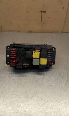 Mercedes-Benz C W203 Fuse module 0025457701 5DK00797300