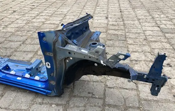 Suzuki Swift III Front quarter panel PK18208