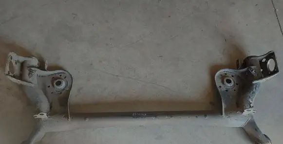 Toyota Aygo AB40 Rear axle beam 