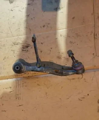 BMW 7 E65 E66 Front lower control arm/wishbone 6755836