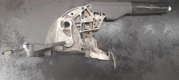 Volkswagen Golf VI Handbrake interior bracket 1K0711303M