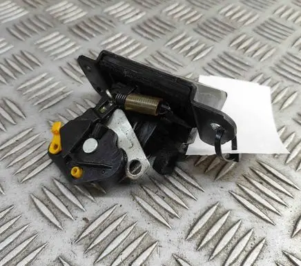 Chevrolet Captiva Tailgate/trunk/boot lock/catch/latch 96861655