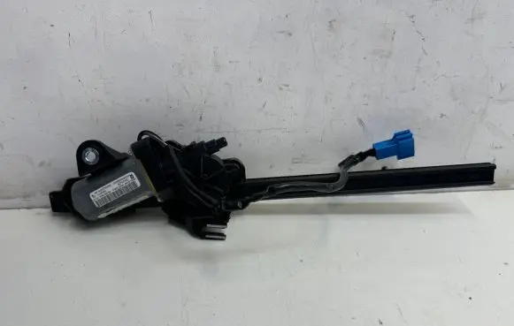 Mercedes-Benz E W238 Seat belt adjustment motor A2058600257