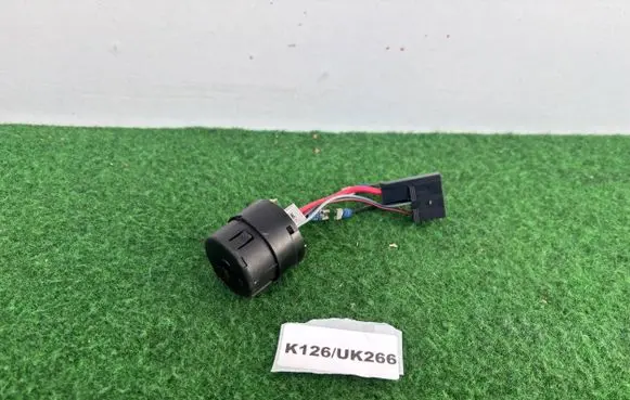 Mercedes-Benz Vito Viano W638 Ignition lock A0005458108