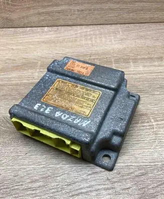 Mazda 323 F Airbag control unit/module B25E57K30B 8G06C